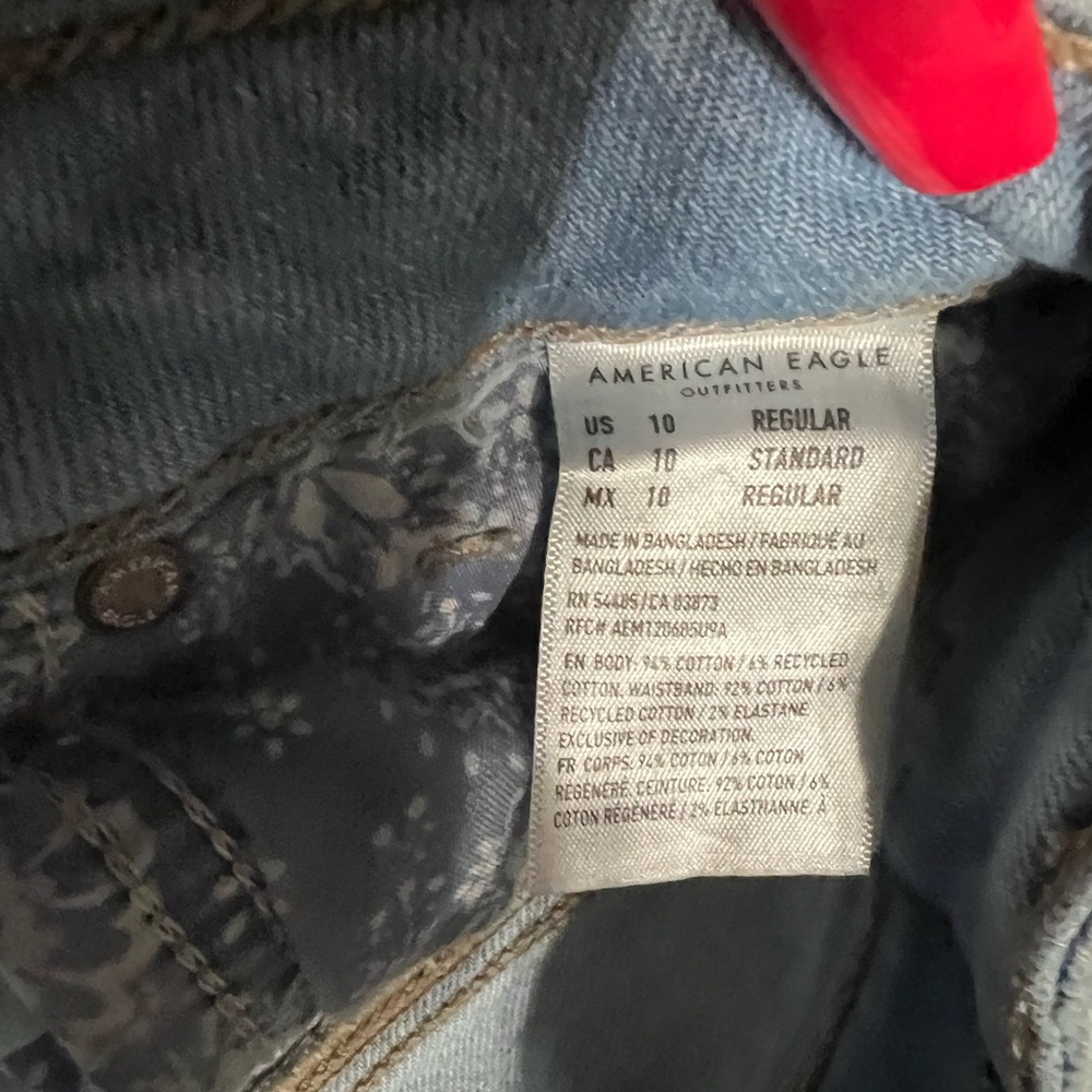 🌸👖💖American Eagle Outfitters Women's mom Blue Jeans size -10 - Picture 7 of 7